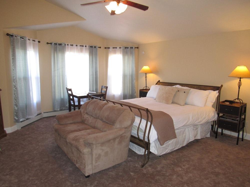 Castle Creek Bed And Breakfast 大章克申 外观 照片
